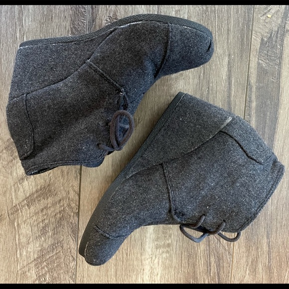 Toms Wedge Booties - Picture 7 of 9